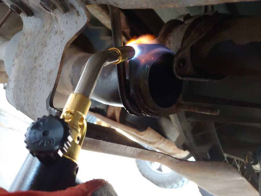 top signs catalytic converter failing