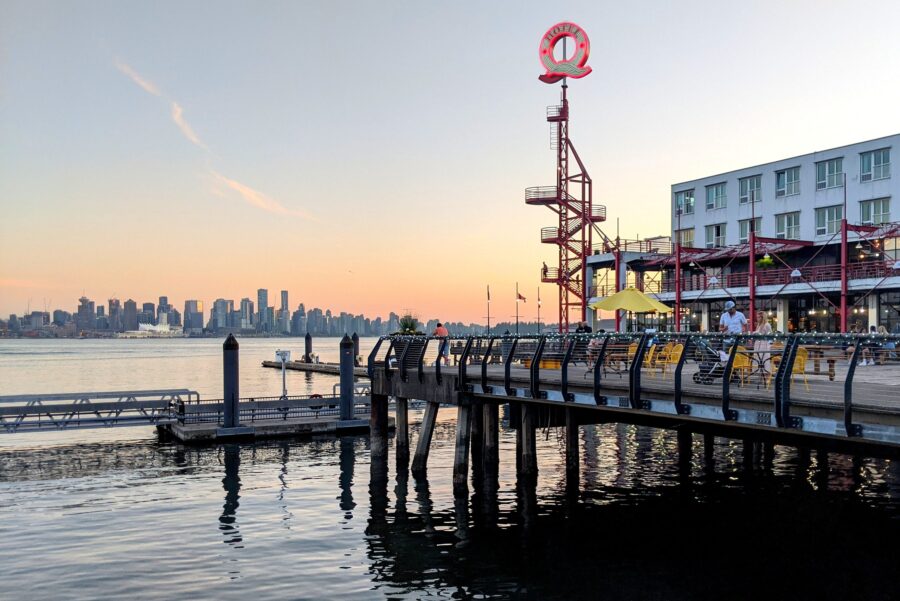 North Vancouver, Lonsdale Quay